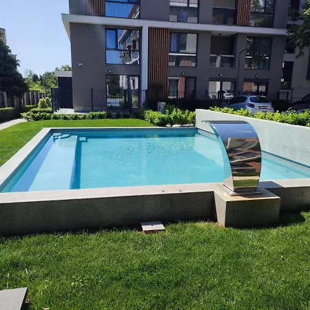 شقة Deluxe 5 سينتس قسطنطين وهيلينا