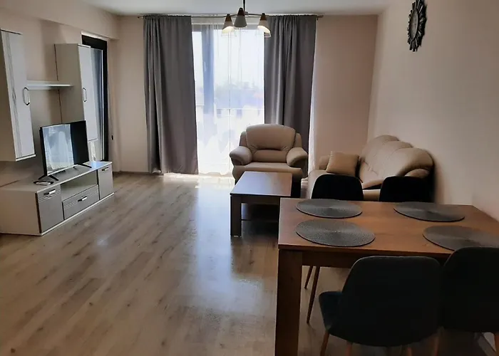 Deluxe 5 セインツ・コンスタンティン＆ヘレナ