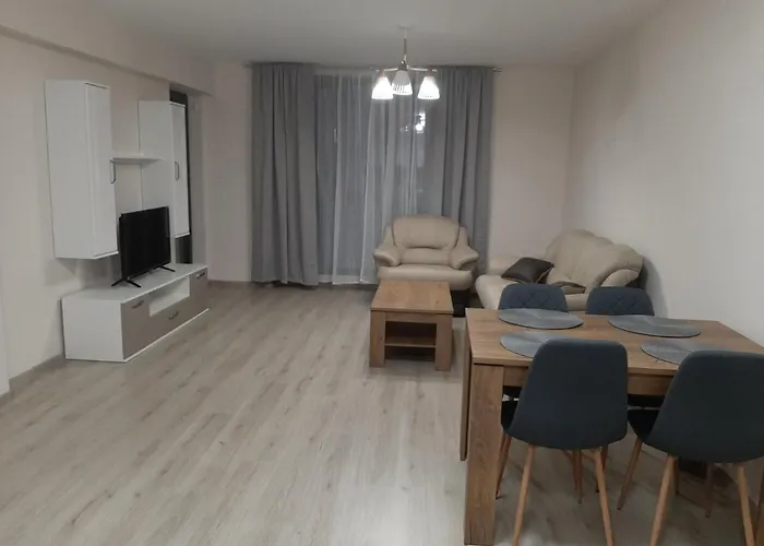 Deluxe 5 セインツ・コンスタンティン＆ヘレナ