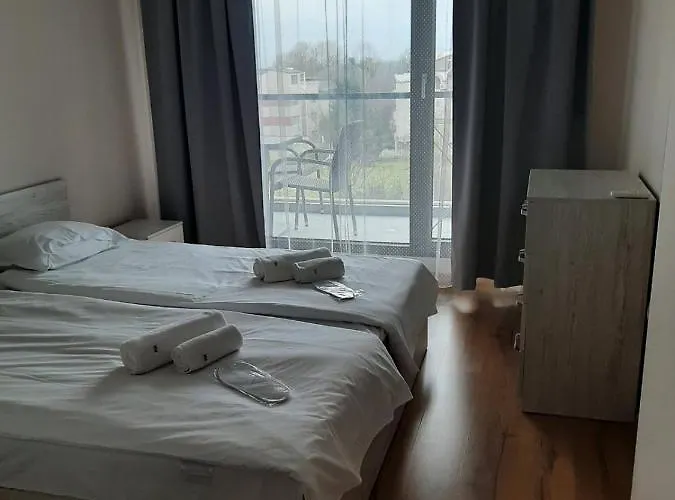 Deluxe 5 アパート